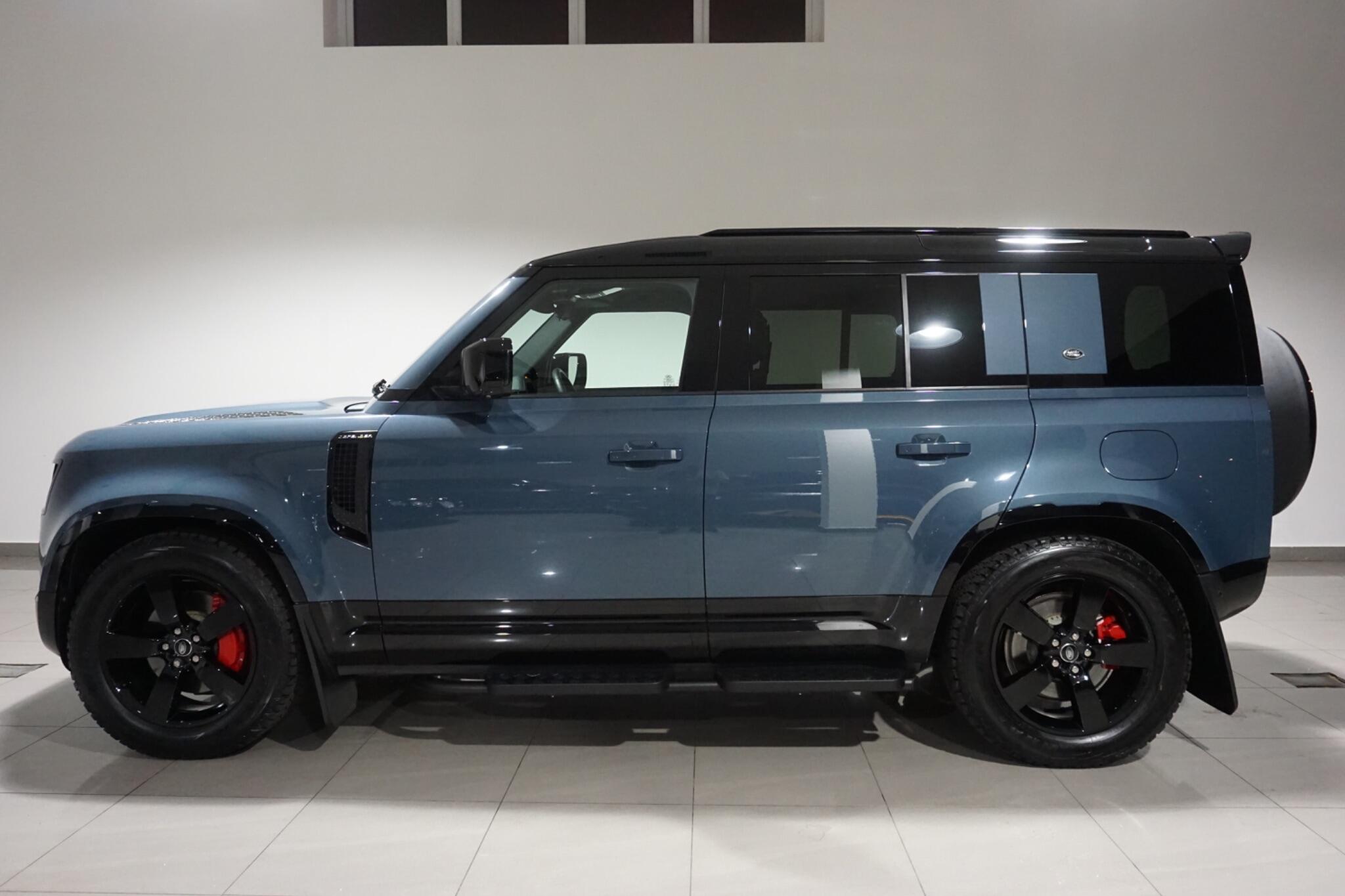 Land Rover Defender 110 2.0 P400e 15.4kWh X-Dynamic HSE SUV 5dr Petrol Plug-in Hybrid Auto 4WD Euro 6 (s/s) (404 ps)